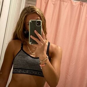 Sports bra